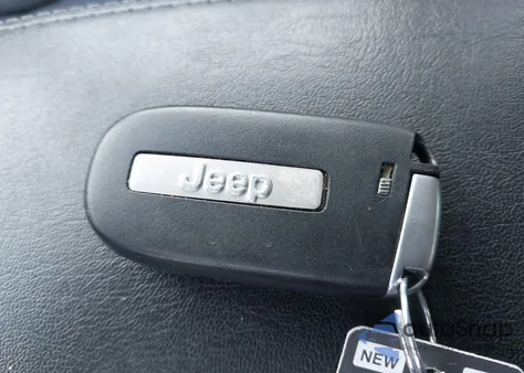 2021 Jeep Cherokee Limited 4X4 z USA, uszkodzony, nr VIN 1C4PJMDX0MD123256